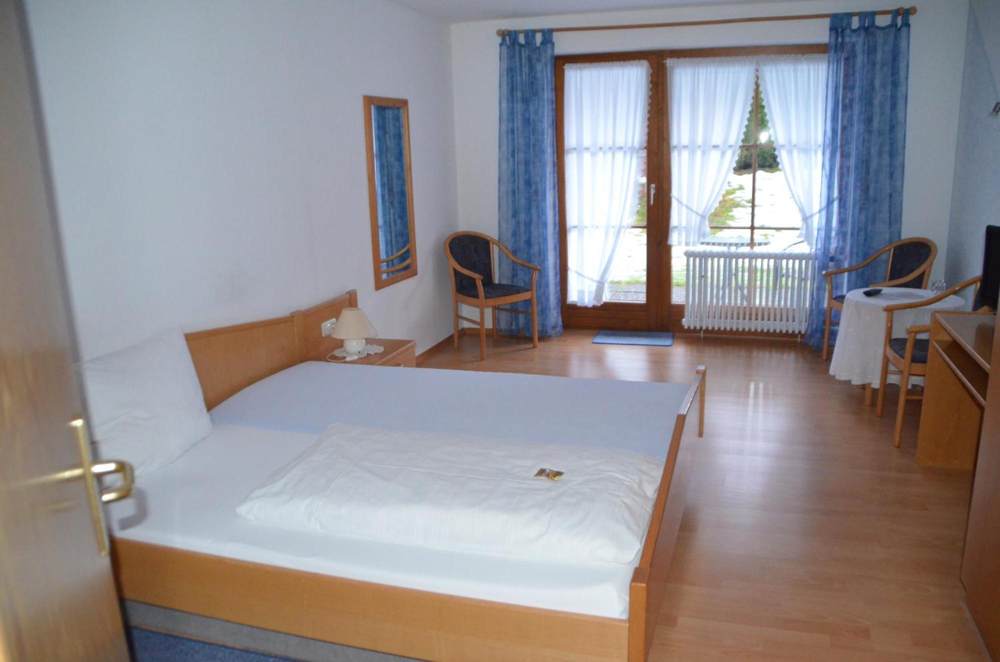 Uebernachtungsmoeglichkeit In Maierhoefen Grunenbach Habitación foto